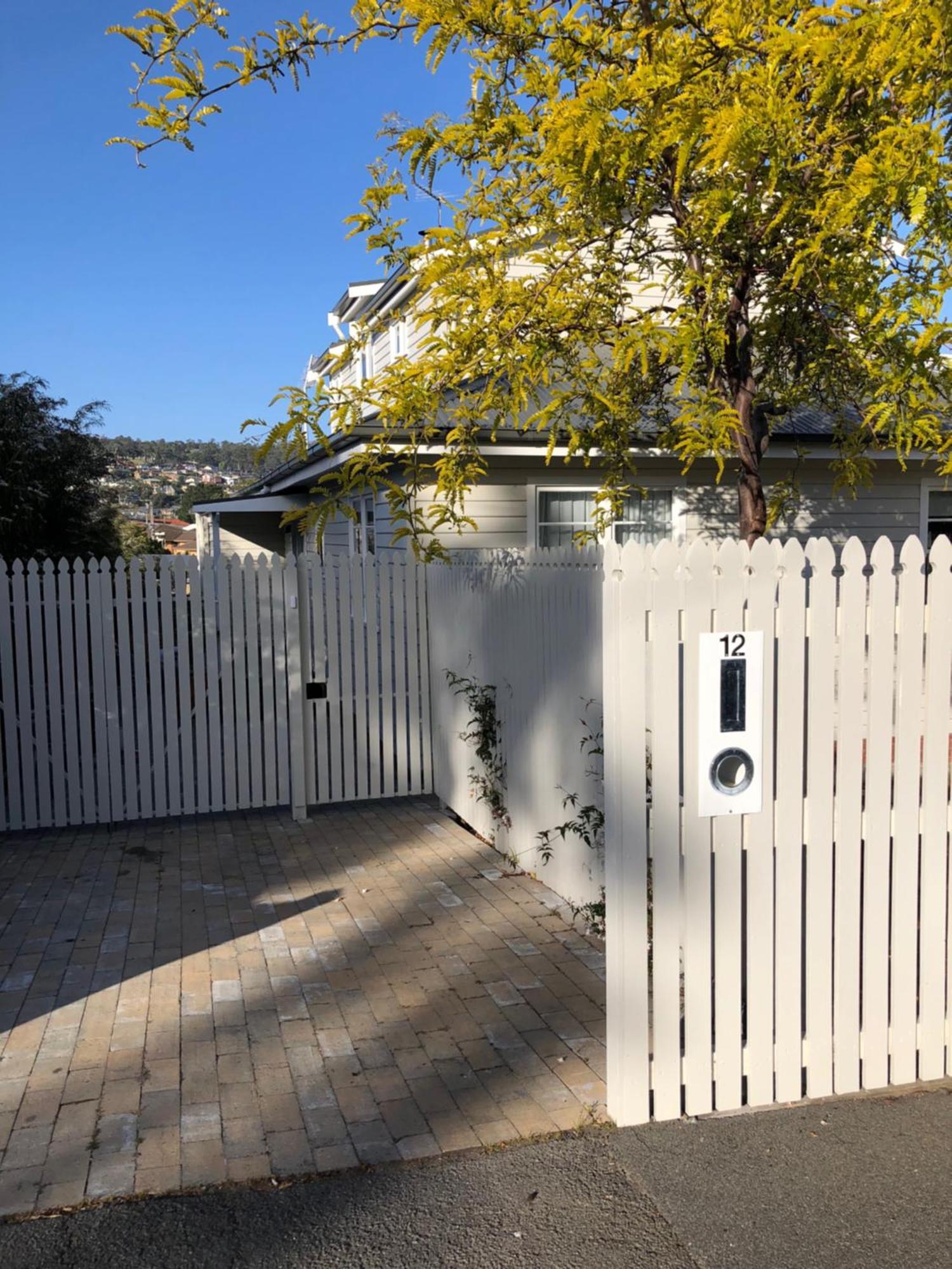 Litora Accommodation Hobart Exterior photo